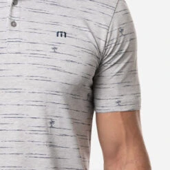 TravisMathew Draggin Anchor Golf Polo Shirt -Golf Promotion Store Travis Mathew SS21 Draggin Anchor Golf Polo Shirt 1MW108 Code SHTRA052 Heather Light Grey Model 2